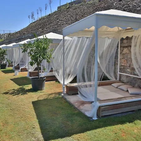 Bodrum Adabuku Luks 2+1 Ozel Plaj Ve Havuzlu Bogazici