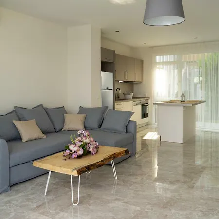 Bodrum Adabuku Luks 2+1 Ozel Plaj Ve Havuzlu *