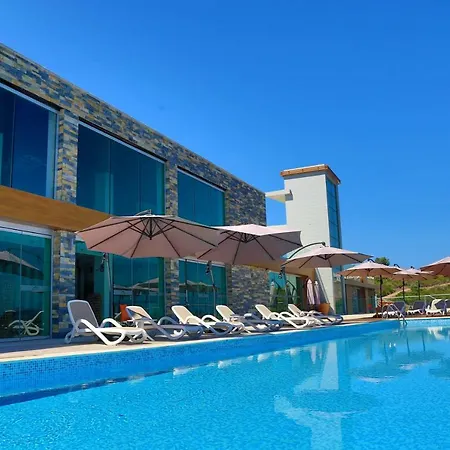 Bodrum Adabuku Luks 2+1 Ozel Plaj Ve Havuzlu *
